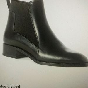 Christian Louboutin
Marnmada leather Chelsea boot